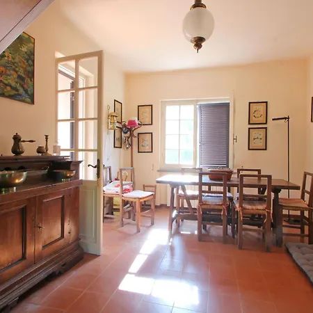 Claudia Villa Massa (Tuscany)